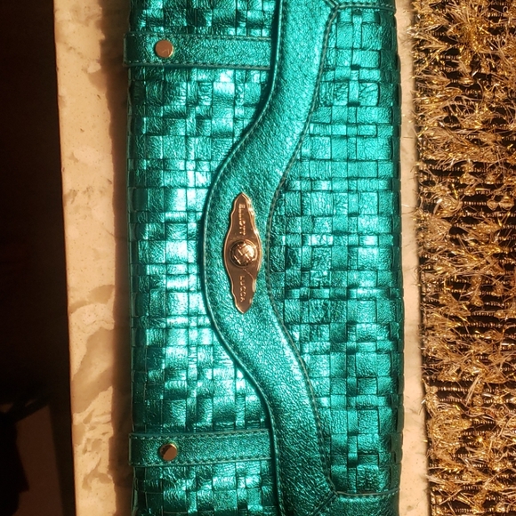 Elliot Lucca - Picture 1 of 4